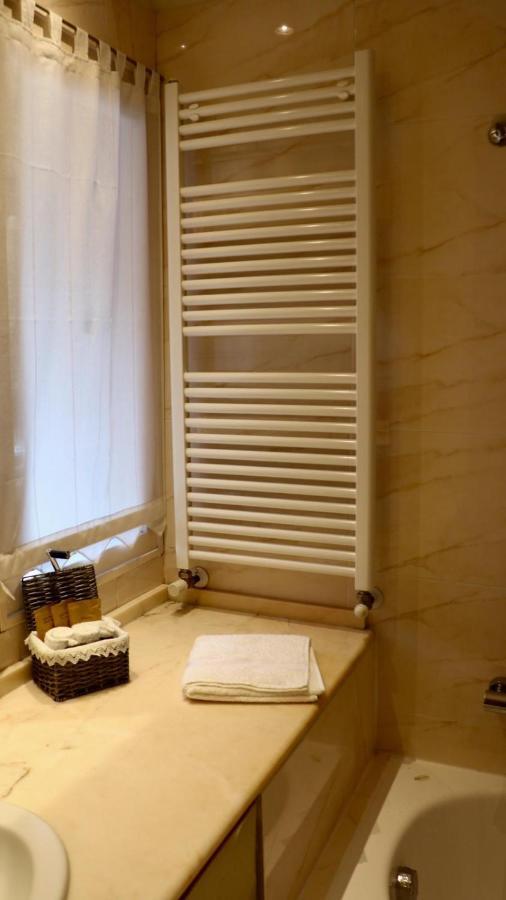 A Casa Di Grace Bed & Breakfast Базильо Екстериор снимка